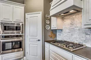 1000 Brenham Dr, Godley, TX 76044 - Photo 12