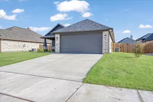 2111 Wyldewood Wy, Sherman, TX 75092 - Photo 2