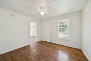 607 S Moore St, Dallas, TX 75203 - Photo 6