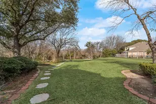 614 Portofino Dr, Arlington, TX 76012 - Photo 38