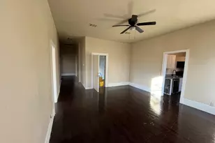 310 N Pleasant St, Hillsboro, TX 76645 - Photo 1