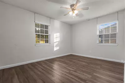 635 Woodmont Drive, Dallas, TX 75217 - Photo 8