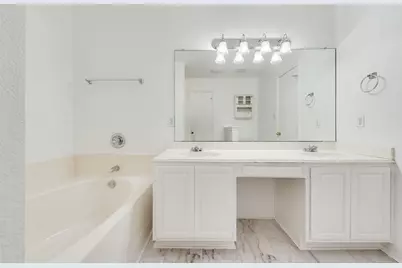 4816 Topaz Lane, Granbury, TX 76049 - Photo 18