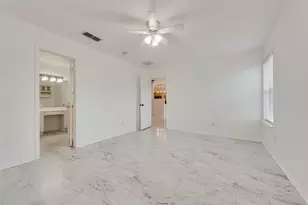 4816 Topaz Ln, Granbury, TX 76049 - Photo 16