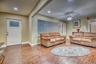 1304 Crestview Dr, Kaufman, TX 75142 - Photo 6