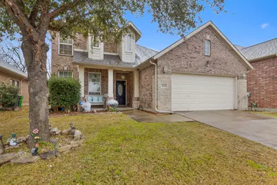 2116 Jonathan Creek Drive, Little Elm, TX 75068 - Photo 2
