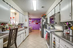 3401 Camaro Dr, Crowley, TX 76036 - Photo 14