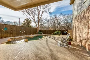 1922 Hidden Trail Dr, Lewisville, TX 75067 - Photo 30