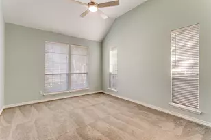 1922 Hidden Trail Dr, Lewisville, TX 75067 - Photo 20