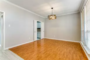 1922 Hidden Trail Dr, Lewisville, TX 75067 - Photo 4