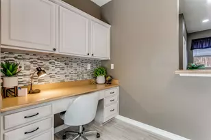 1922 Hidden Trail Dr, Lewisville, TX 75067 - Photo 12