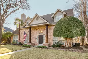 1922 Hidden Trail Dr, Lewisville, TX 75067 - Photo 2