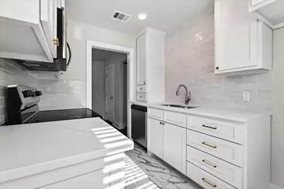 806 Denton, Denton, TX 76201 - Photo 8