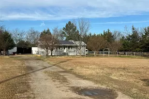 1335 N Washburn Rd, Bells, TX 75414 - Photo 1
