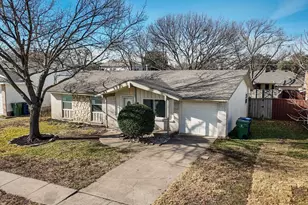 1705 Glenville Dr, Garland, TX 75042 - Photo 2