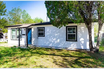 3613 Castleman Street, Fort Worth, TX 76119 - Photo 2