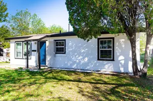 3613 Castleman St, Fort Worth, TX 76119 - Photo 2