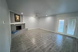 1911 Primrose Ln, Arlington, TX 76014 - Photo 2