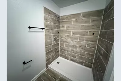 1911 Primrose Lane, Arlington, TX 76014 - Photo 14