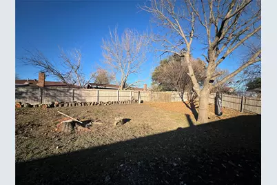 1911 Primrose Lane, Arlington, TX 76014 - Photo 18