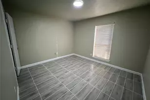 1911 Primrose Ln, Arlington, TX 76014 - Photo 16