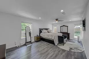 4606 Hazelhurst Ln, Dallas, TX 75227 - Photo 16