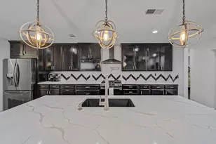 4606 Hazelhurst Ln, Dallas, TX 75227 - Photo 6