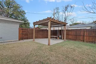5022 Menefee Dr, Dallas, TX 75227 - Photo 26