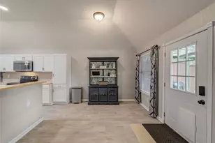 936 Silver Streak Dr, Saginaw, TX 76131 - Photo 16