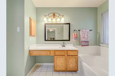 936 Silver Streak Drive, Saginaw, TX 76131 - Photo 22