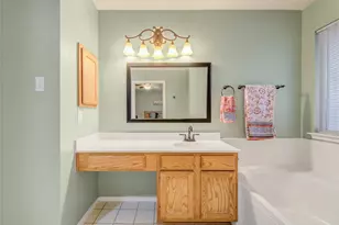 936 Silver Streak Dr, Saginaw, TX 76131 - Photo 22