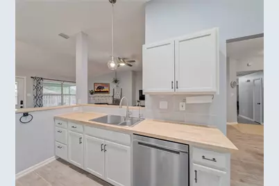936 Silver Streak Drive, Saginaw, TX 76131 - Photo 12