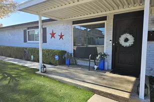 3636 Hopetown Dr, Dallas, TX 75229 - Photo 1
