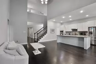 925 Spring Falls Dr, McKinney, TX 75071 - Photo 10