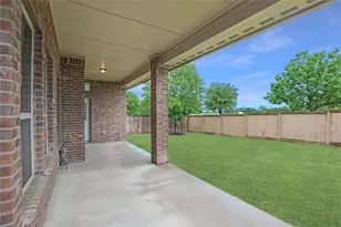 925 Spring Falls Dr, McKinney, TX 75071 - Photo 28
