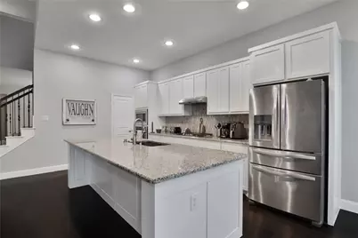 925 Spring Falls Drive, McKinney, TX 75071 - Photo 16