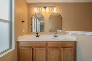 1906 Beach Dr, Dallas, TX 75051 - Photo 24