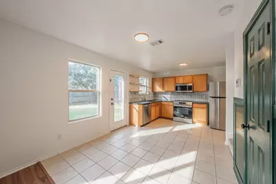 1906 Beach Drive, Dallas, TX 75051 - Photo 14