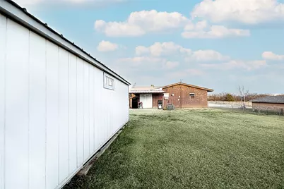 702 E Decatur Street, Bowie, TX 76230 - Photo 32