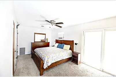 702 E Decatur Street, Bowie, TX 76230 - Photo 26