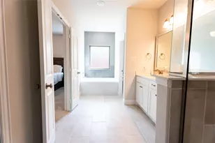 310 Saltmeadow Ln, Red Oak, TX 75154 - Photo 10