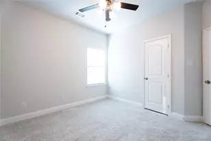 310 Saltmeadow Ln, Red Oak, TX 75154 - Photo 14