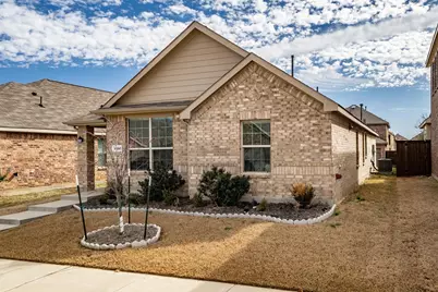 2332 Rosaline, Aubrey, TX 76227 - Photo 2