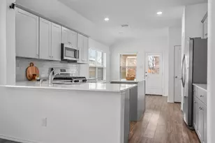 2332 Rosaline, Aubrey, TX 76227 - Photo 8