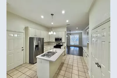 321 Tanglewood Street, Denton, TX 76207 - Photo 6