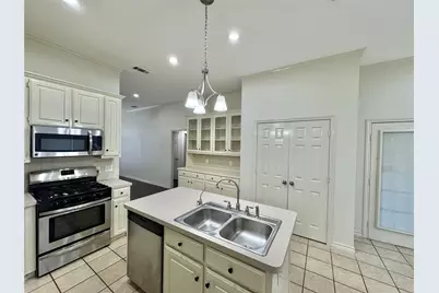 321 Tanglewood Street, Denton, TX 76207 - Photo 10