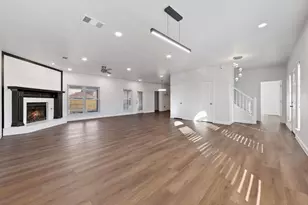 2213 Loretta Ln, Rowlett, TX 75088 - Photo 2