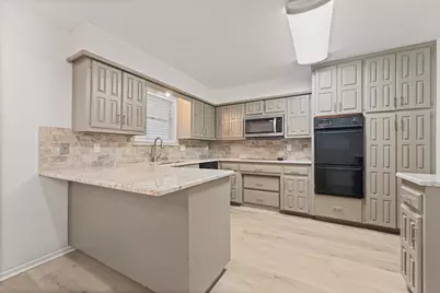 908 Stonelake Drive, Cleburne, TX 76033 - Photo 12