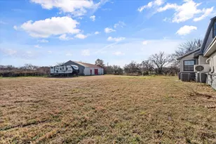 443 Co Rd 3799, Paradise, TX 76073 - Photo 28