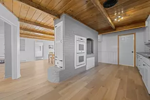 108 Hilltop Dr, Grandview, TX 76050 - Photo 14